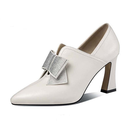Elegant Heels With Bow